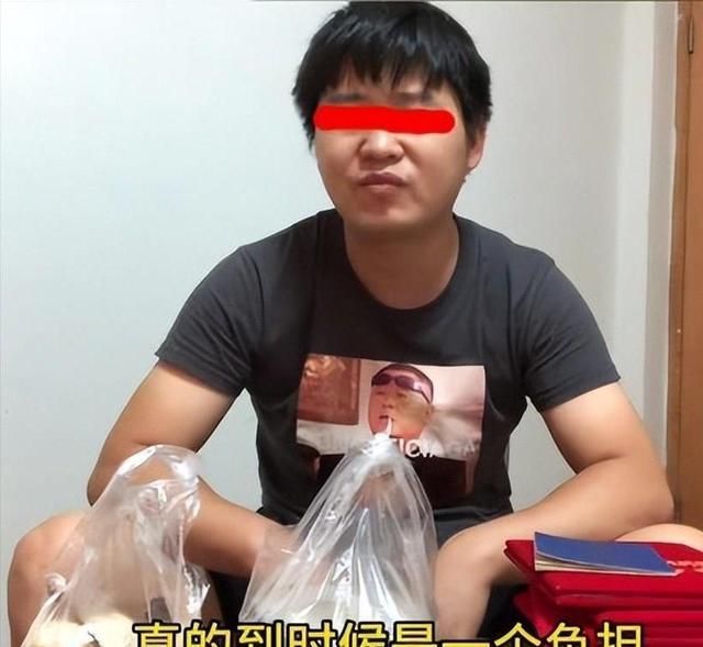 江西35岁男子失业疯狂考证后到手全成负担：找不到工作!(图1)