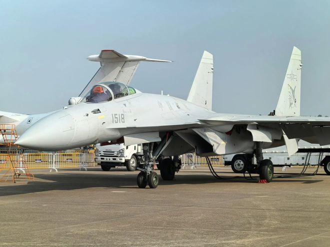 有这种好事？最好的苏-27在中国最好的F-35也在中国！(图8)