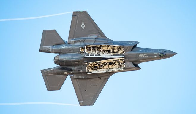 有这种好事？最好的苏-27在中国最好的F-35也在中国！(图11)