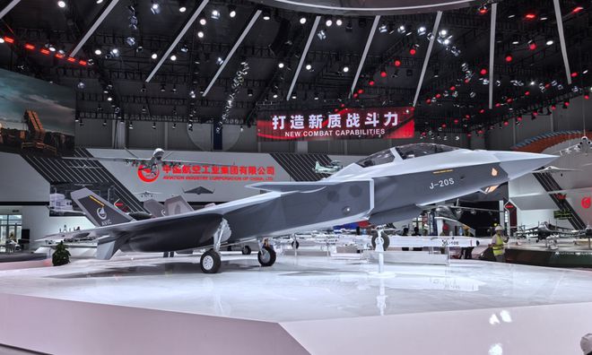 有这种好事？最好的苏-27在中国最好的F-35也在中国！(图16)