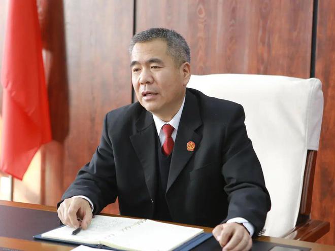 基层动态•东洲区法院立案庭召开2024年度工作总结2025年工作部署会议暨“五评五促五提升”推进会议(图4)