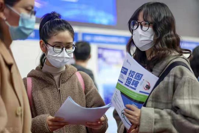 最受企业欢迎的8个专业就业率超均过90%(图2)