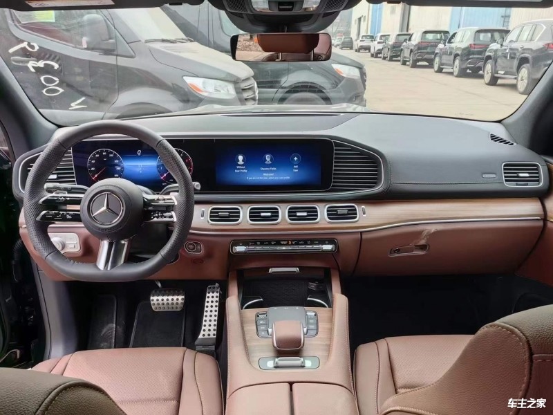 2024款奔驰GLS450现车新年送豪礼10X万提车售全国(图4)
