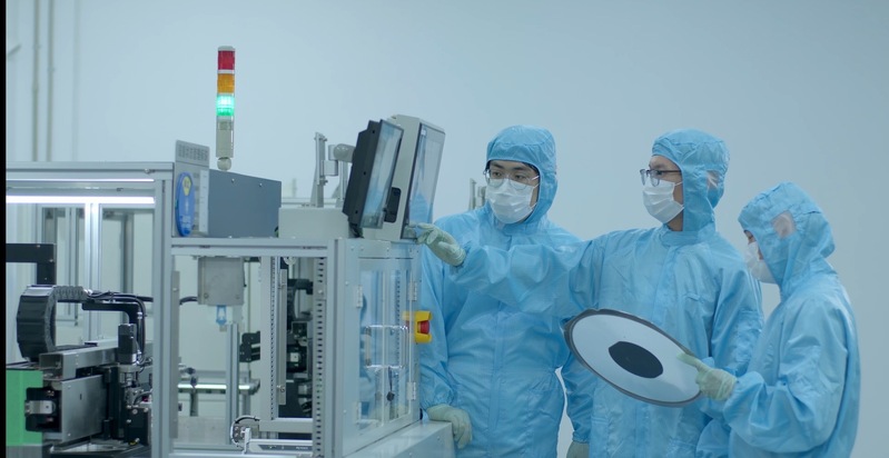 游子归乡带“利刃”黄石产业添“重器”——全国唯一ARVR金刚石切割设备即将量产(图2)