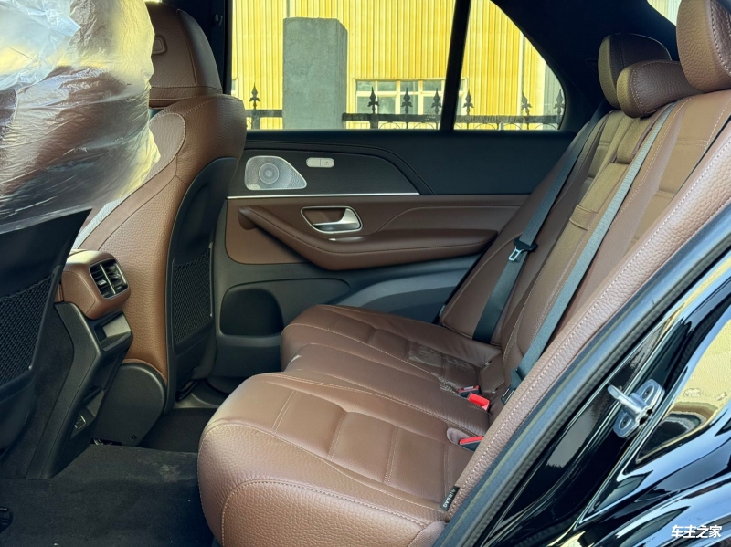 全新奔驰GLE350加版最新参数配置全解售全国(图3)