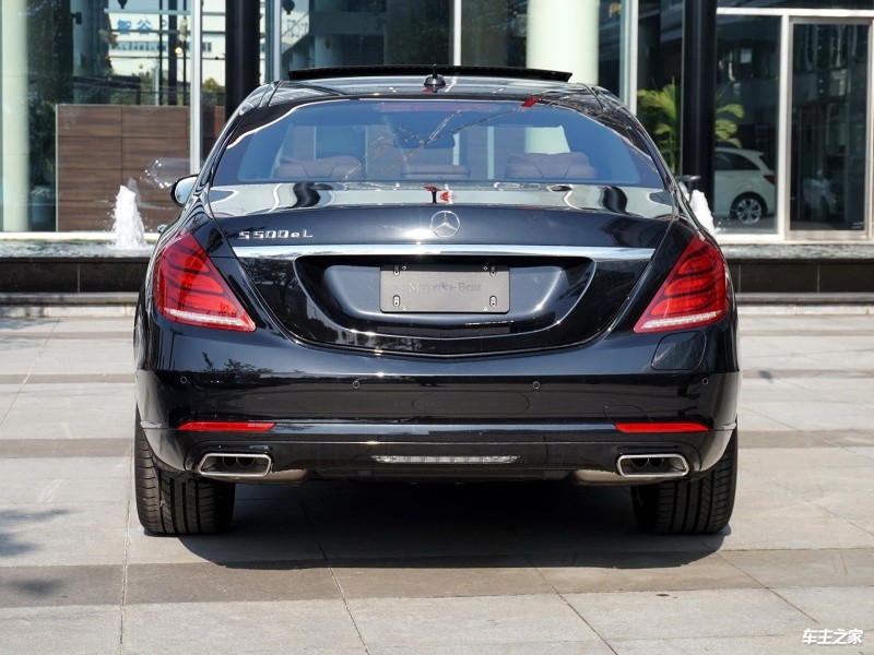 新款奔驰S450eL正式上市售价13083万(图1)