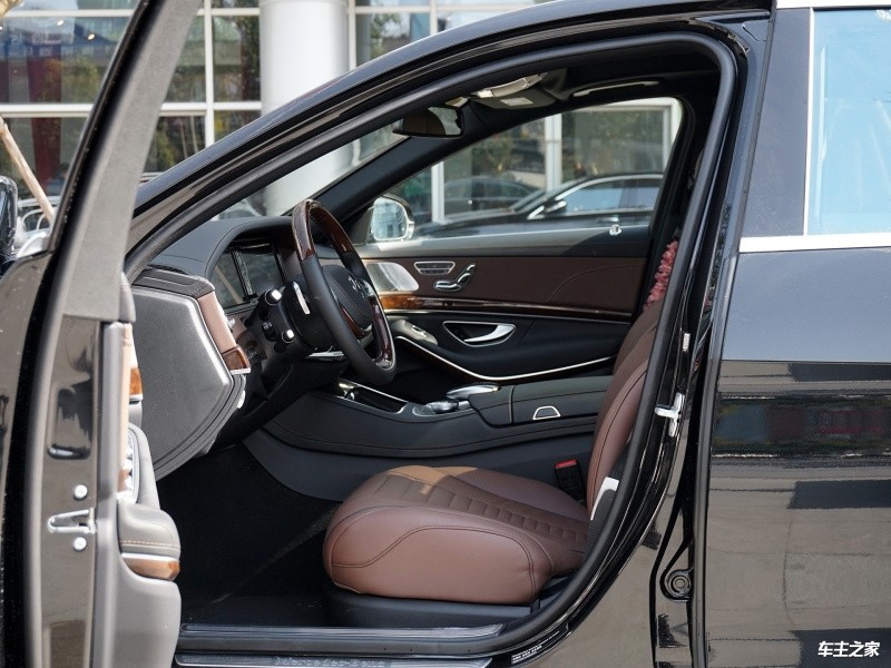 新款奔驰S450eL正式上市售价13083万(图3)